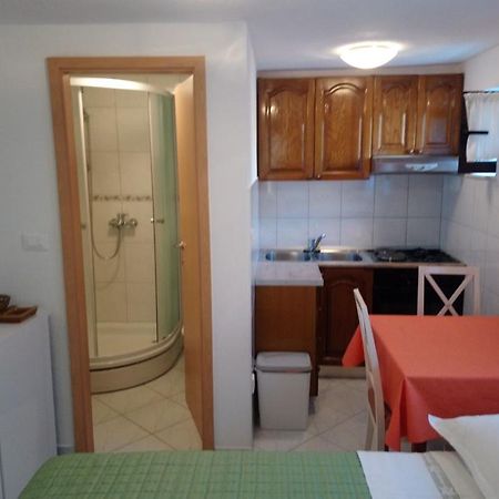 Apartment Marija โตรกีร์ ภายนอก รูปภาพ
