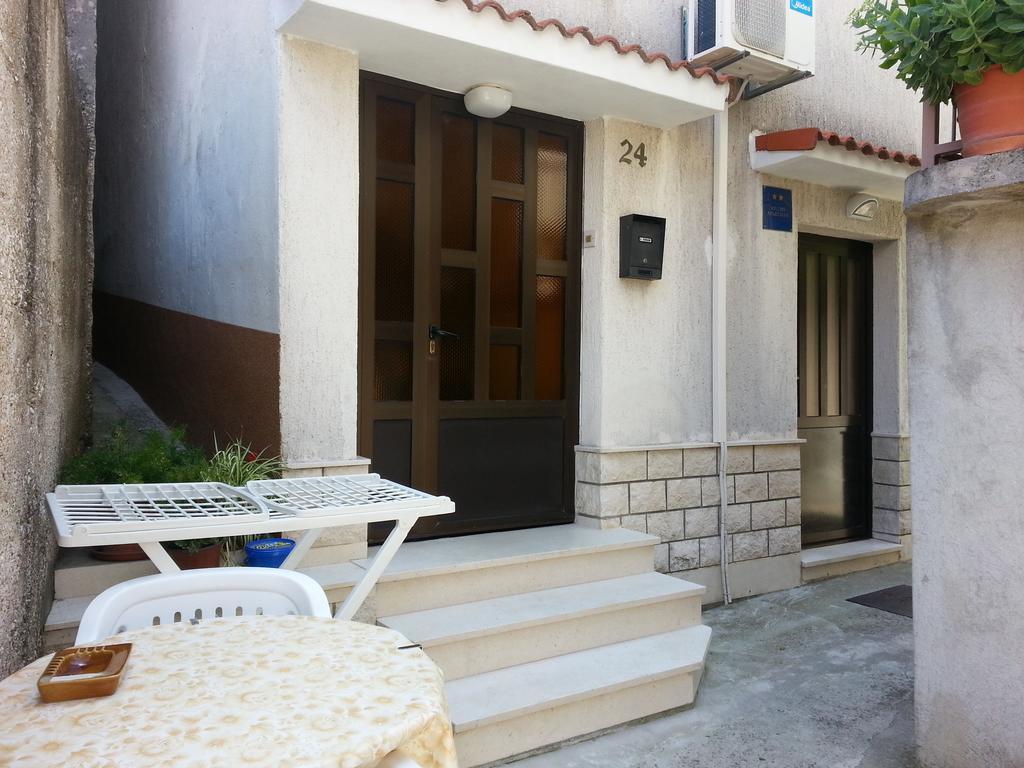 Apartment Marija โตรกีร์ ห้อง รูปภาพ