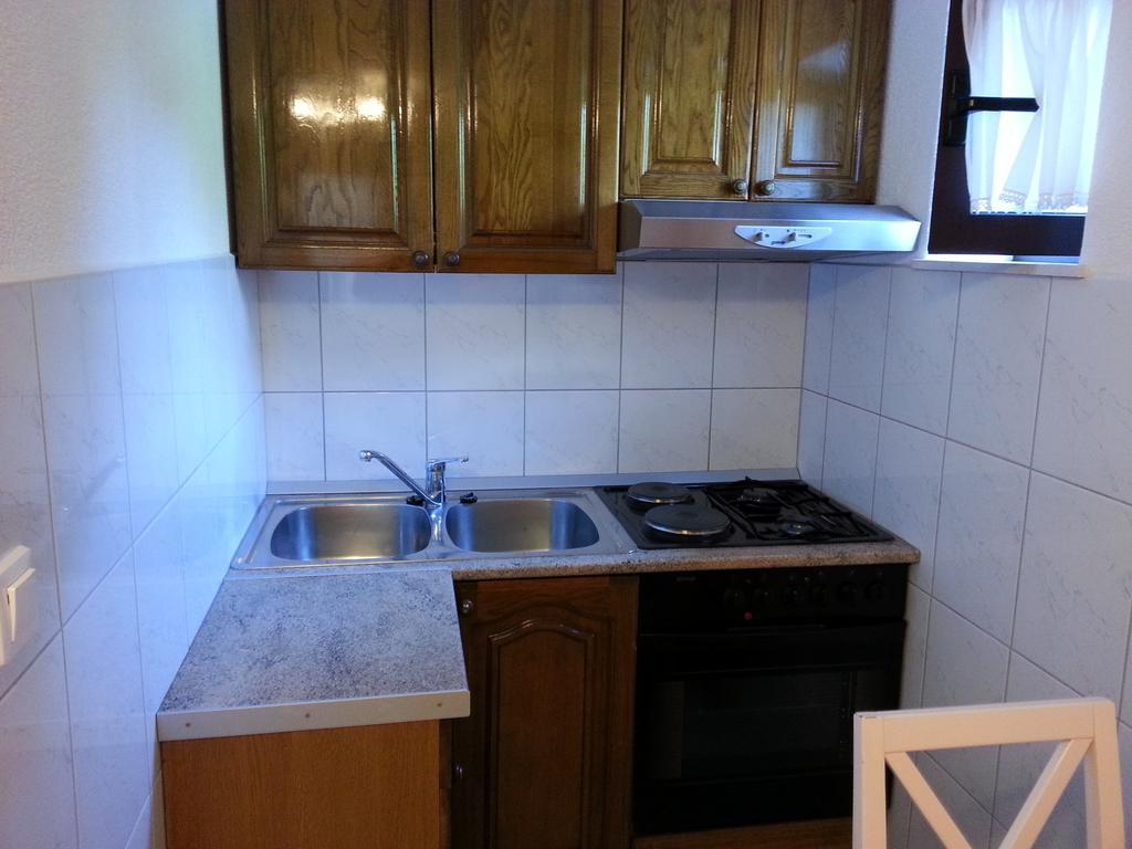 Apartment Marija โตรกีร์ ห้อง รูปภาพ