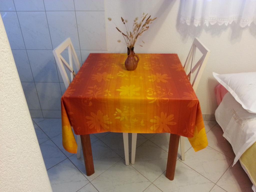 Apartment Marija โตรกีร์ ห้อง รูปภาพ
