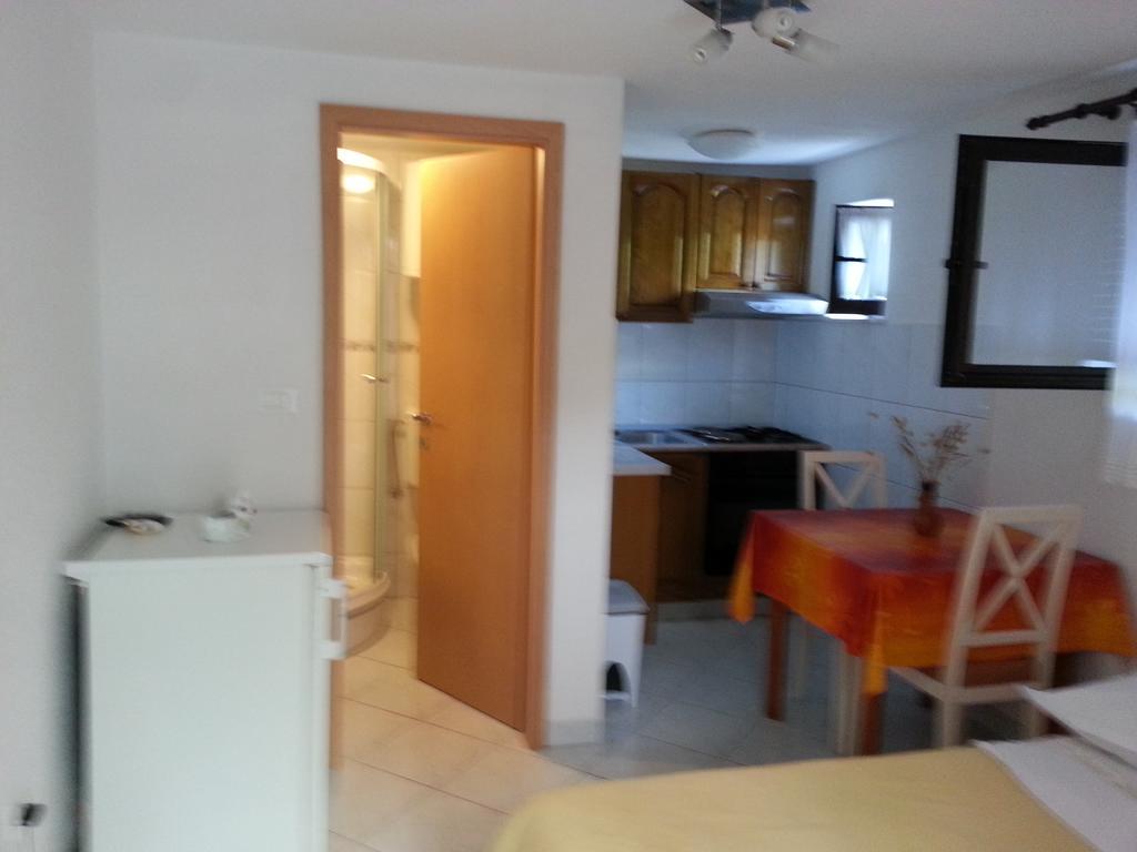 Apartment Marija โตรกีร์ ห้อง รูปภาพ