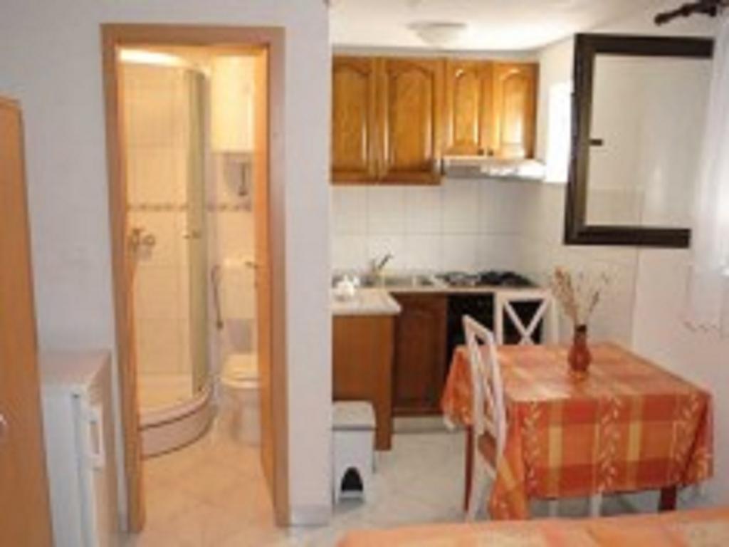 Apartment Marija โตรกีร์ ห้อง รูปภาพ